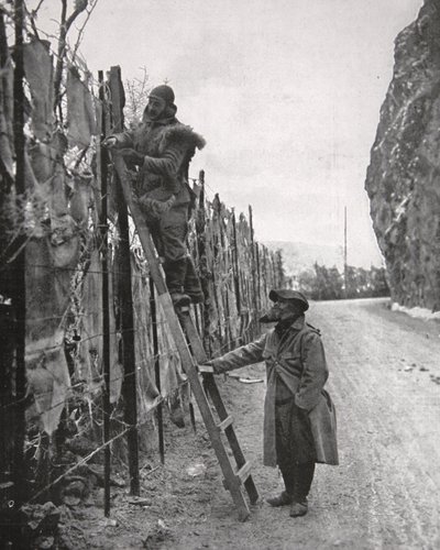 Die Kunst der Tarnung in den Vogesen, Illustration aus The Illustrated War News, 14. März 1917 von French Photographer